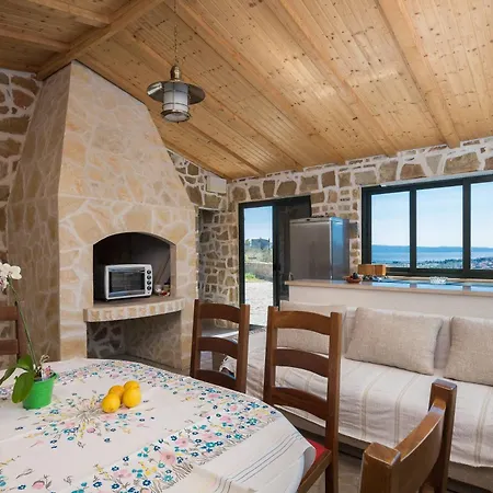 Schoene Steinvilla Divino Mit Pool Und Ausblick Holiday home