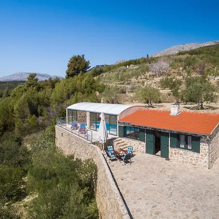 Schoene Steinvilla Divino Mit Pool Und Ausblick Holiday home Zrnovnica